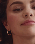 Rare_Beauty_By_Selena_Gomez_-_Makeup_Made_To_Feel_Good_In_-_YouTube_281080p29_mp40010.png