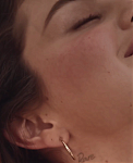 Rare_Beauty_By_Selena_Gomez_-_Makeup_Made_To_Feel_Good_In_-_YouTube_281080p29_mp40016.png