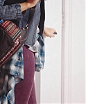 SELENA_GOMEZ_-_BACK_TO_SCHOOL_-__FIRSTDAYLOOK_720p_28Video_Only29_330.jpg
