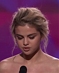 Selena_Gomez_Tearfully_Accepts_Woman_of_the_Year_Award_at_Billboard_s_Women_in_Music_2017_-_YouTube_28480p29_mp40140.png