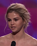 Selena_Gomez_Tearfully_Accepts_Woman_of_the_Year_Award_at_Billboard_s_Women_in_Music_2017_-_YouTube_28480p29_mp40175.png