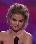 Selena_Gomez_Tearfully_Accepts_Woman_of_the_Year_Award_at_Billboard_s_Women_in_Music_2017_-_YouTube_28480p29_mp40238.png