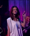 normal_Selena_Gomez_-_Who_says_-_So_Random_HD_009.jpg