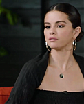 Selena_Gomez_-_Zane_Lowe__Apple_Music_Rare_Interview_mp40810.png