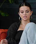 Selena_Gomez_-_Zane_Lowe__Apple_Music_Rare_Interview_mp41136.png
