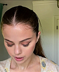 Selena_Gomez_s_Guide_to_the_Perfect_Cat_Eye___Beauty_Secrets___Vogue_-_YouTube_281080p29_mp40475.png