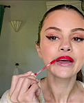 Selena_Gomez_s_Guide_to_the_Perfect_Cat_Eye___Beauty_Secrets___Vogue_-_YouTube_281080p29_mp40500.png