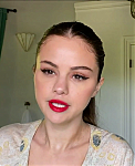 Selena_Gomez_s_Guide_to_the_Perfect_Cat_Eye___Beauty_Secrets___Vogue_-_YouTube_281080p29_mp40524.png
