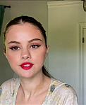 Selena_Gomez_s_Guide_to_the_Perfect_Cat_Eye___Beauty_Secrets___Vogue_-_YouTube_281080p29_mp40526.png