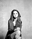 Selena_Gomez_-_Kill_Em_With_Kindness_mp43243.jpg