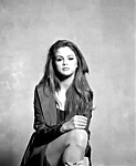 Selena_Gomez_-_Kill_Em_With_Kindness_mp43245.jpg