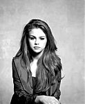 Selena_Gomez_-_Kill_Em_With_Kindness_mp43289.jpg